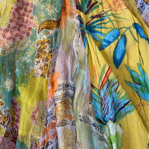 Flowy Gauze Skirt with Gold Metallic Hem, India - Picture 9 of 10